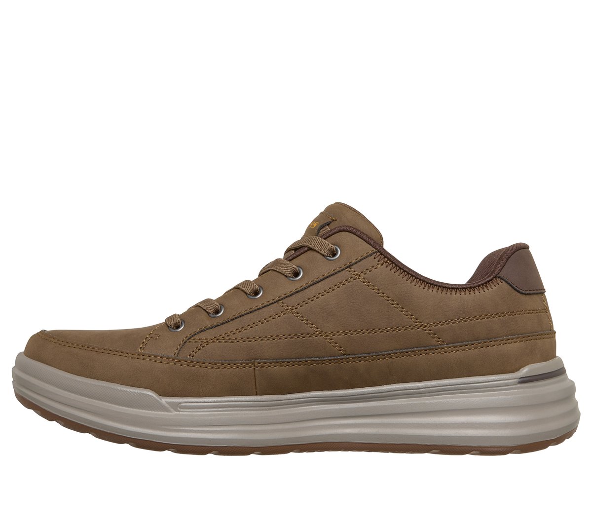Skechers Relaxed Fit: Sterling - Cedrick Chaussures Moyen Width en Brun Clair