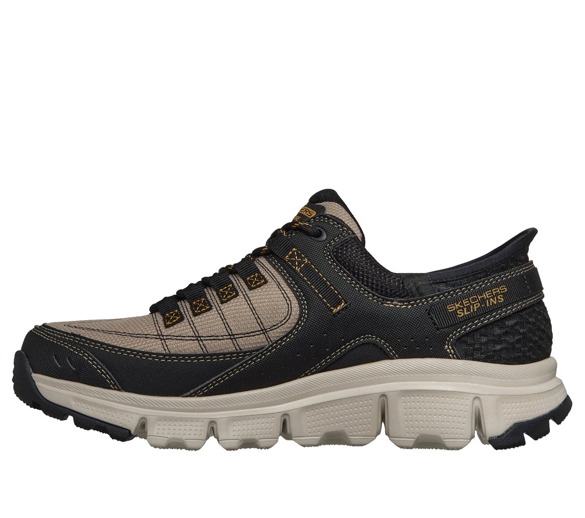 Skechers Slip-ins: Summits All-Terrain Chaussures Moyen Width en Taupe/Noir