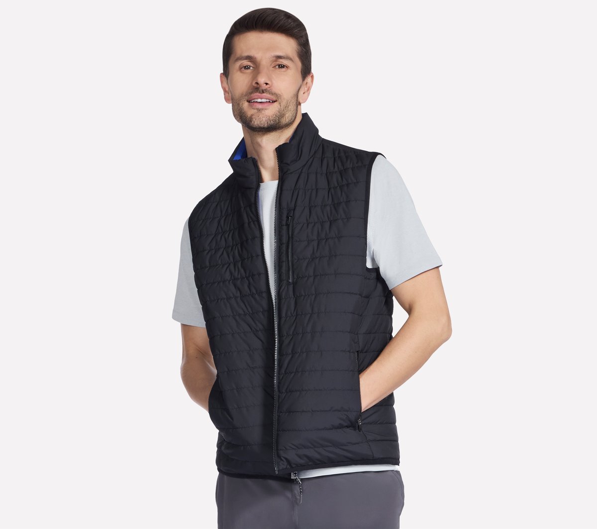 Skechers GO SHIELD Altitude Reversible Vest en Negro/Royal Azul, talla 2XL