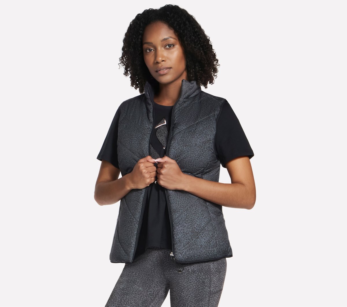 Skechers Cozy Fit Printed Vest en Blanco/Negro/Plata, talla Media