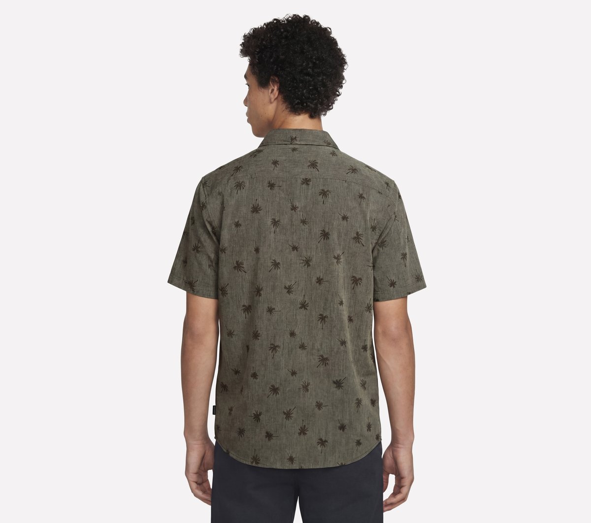 The GO WALK Air Printed Short Sleeve Shirt — OLIVE / PINK