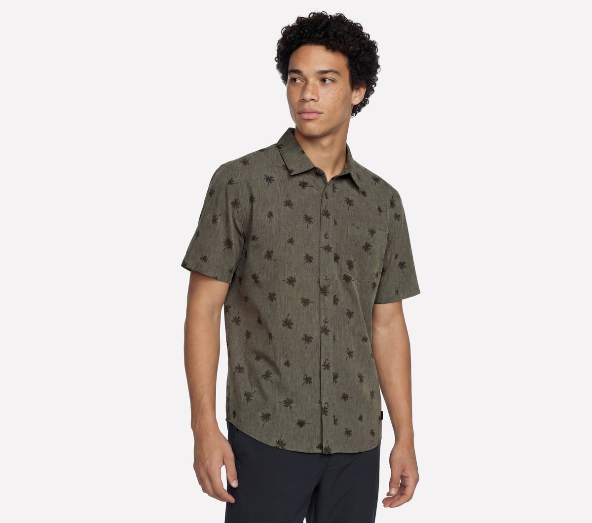 The GO WALK Air Printed Short Sleeve Shirt — OLIVE / PINK