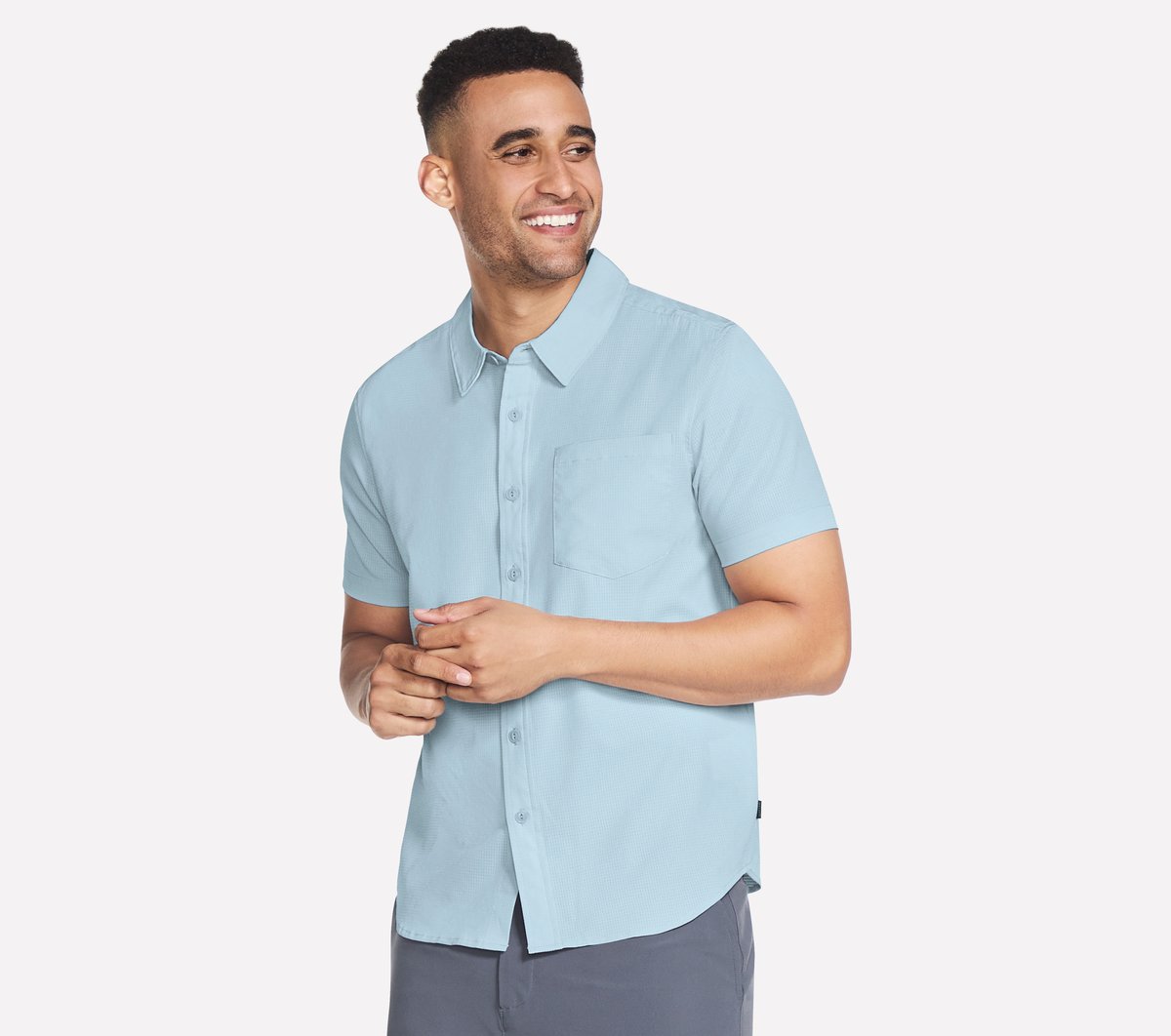 The GO WALK Air Short Sleeve Shirt — WHITE / BLUE