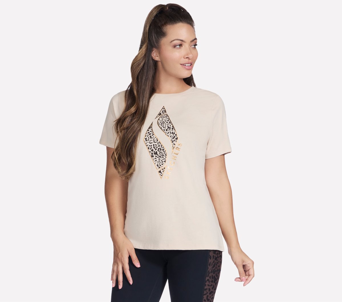 Skechers Diamond Cheetah pantalones cortos Sleeve camiseta en Natural/Marrón Bronceado, talla XS
