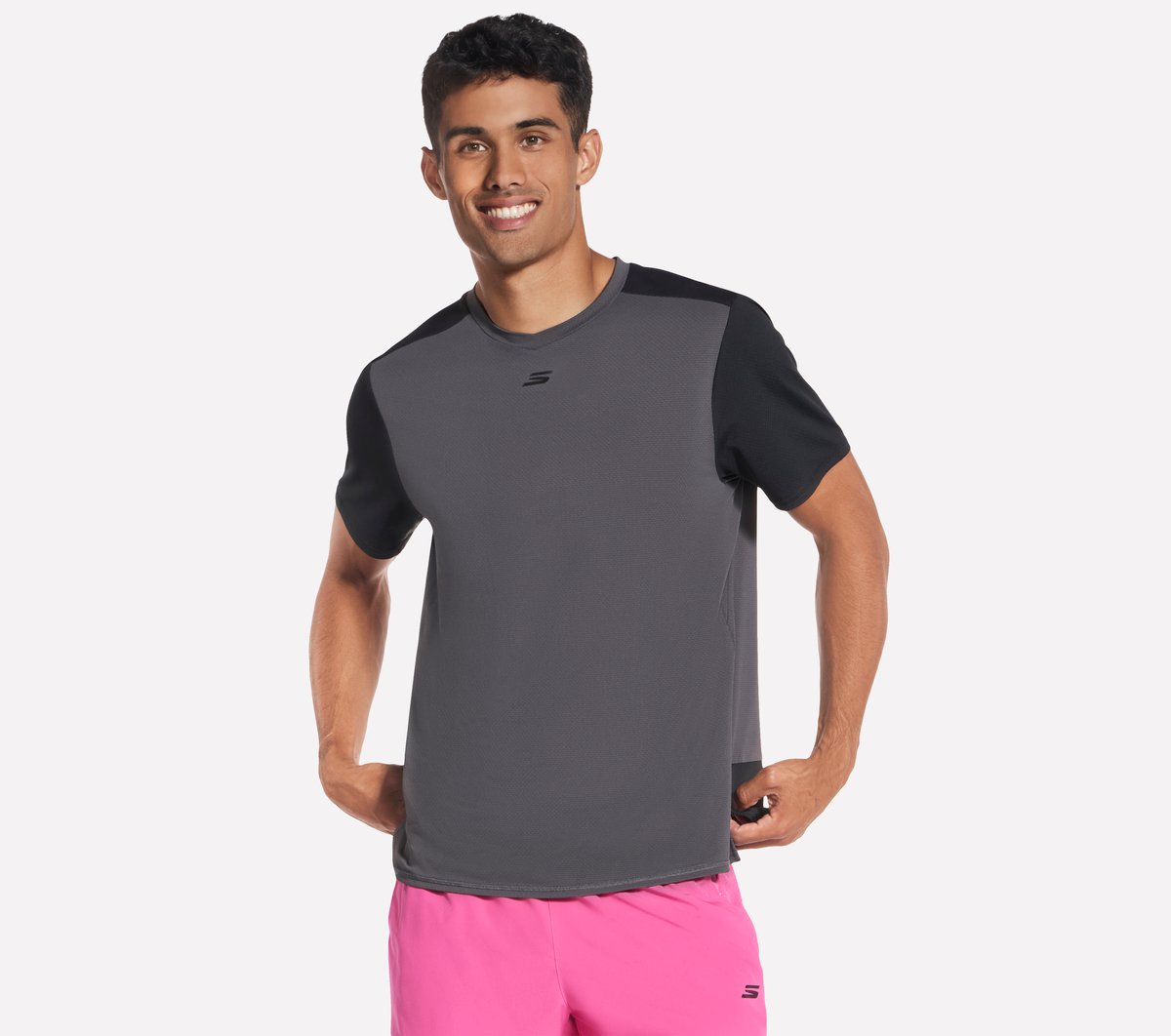 Skechers Pace camiseta en Negro/Marengo, talla Media