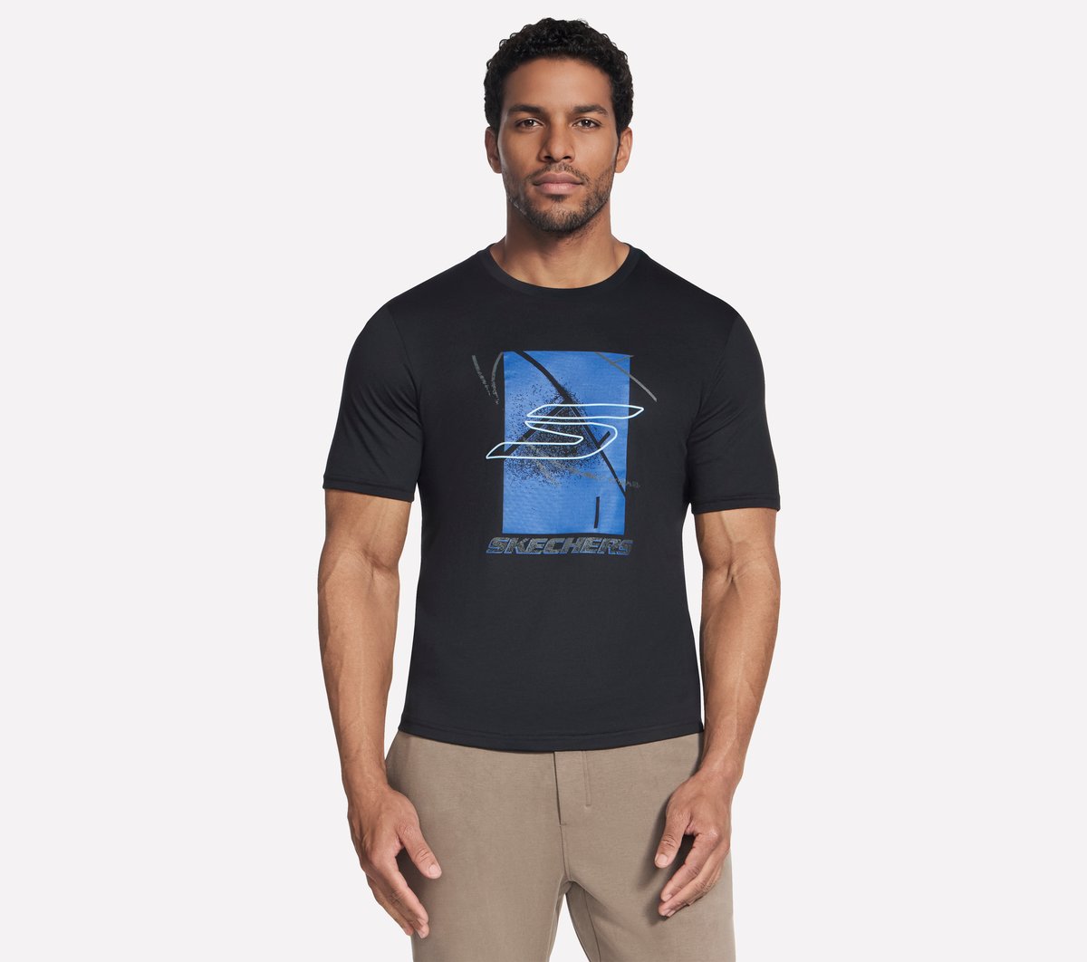 Skechers Endurance Edge t-shirt em Preto, Tamanho XL-image-199252955210