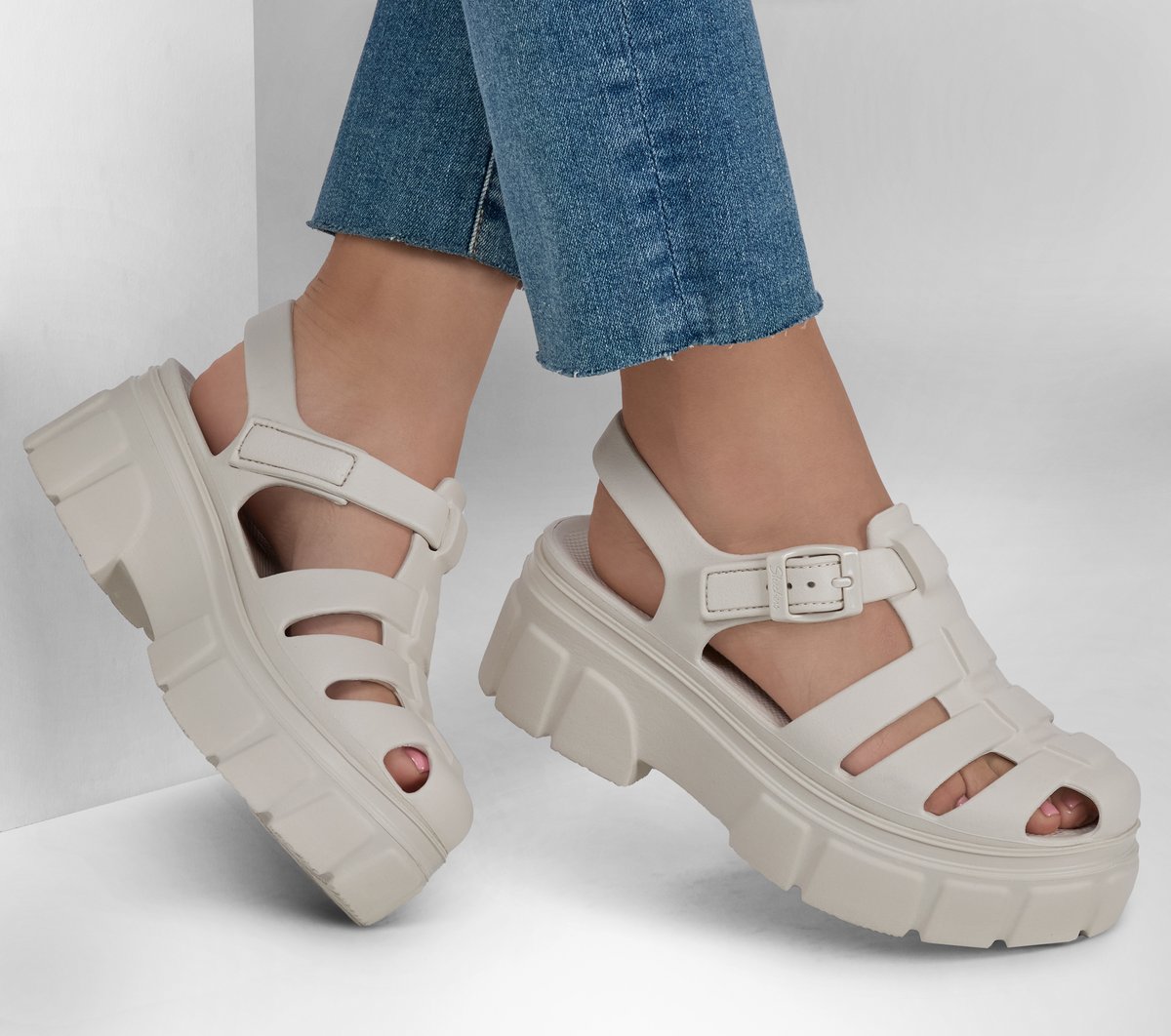 【SKECHERS】★サンダル★ Foamies: Cher - Headliner Foamies: Cher - Headliner