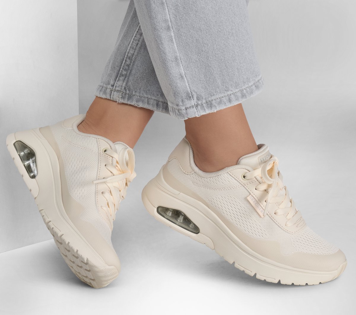 equi２１CDシングル スケッチャーズ ウノ フレックス - スプリング オン エア | SKECHERS JP