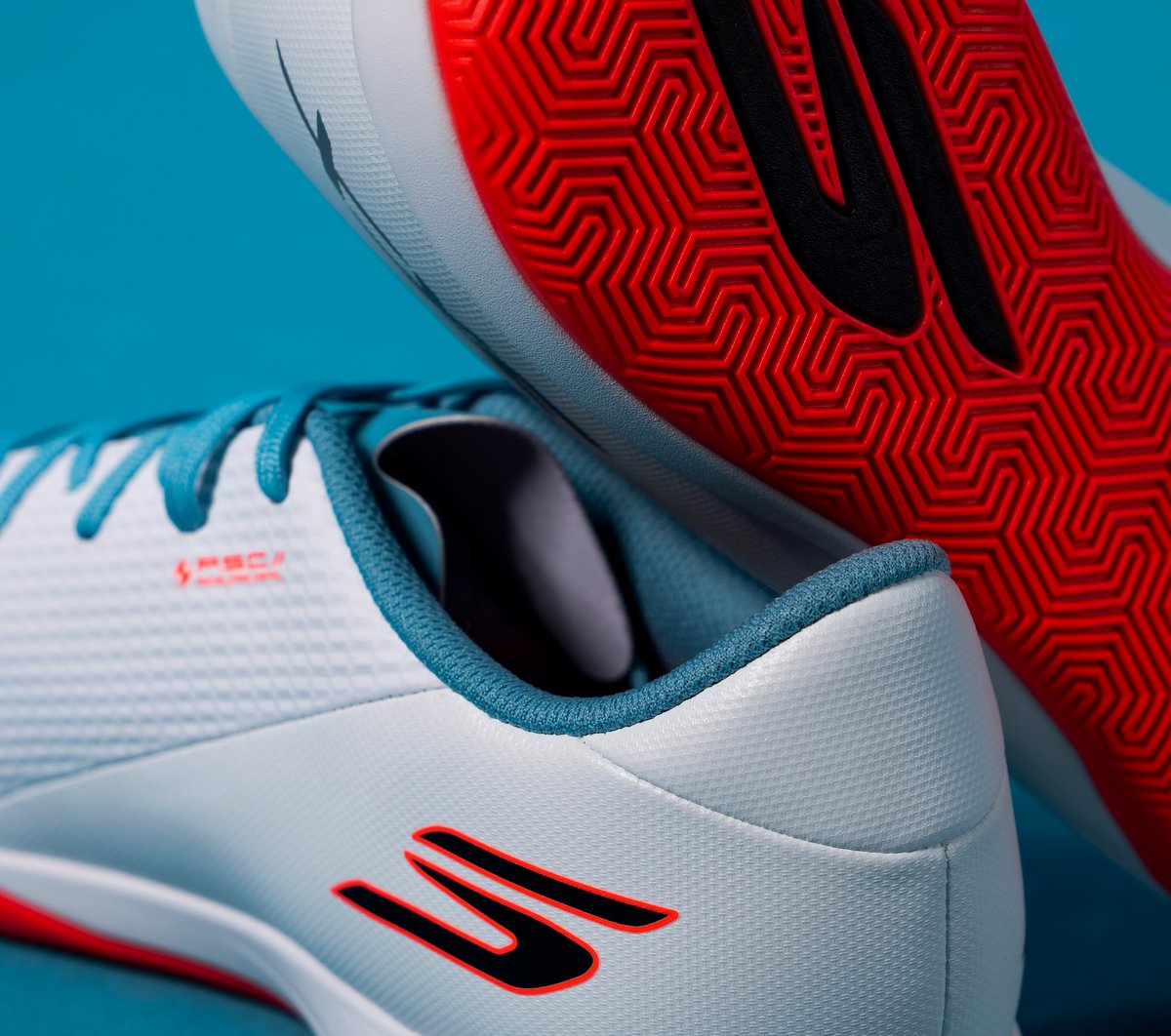 Skechers SKX_2 Academy IC | SKECHERS UK